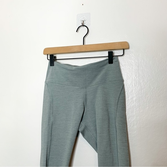 Nike‎ Dri Fit Athletic Workout Capris Legging Grey Small S - Picture 3 of 9